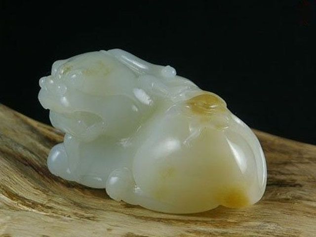 松柏木命适合戴什么