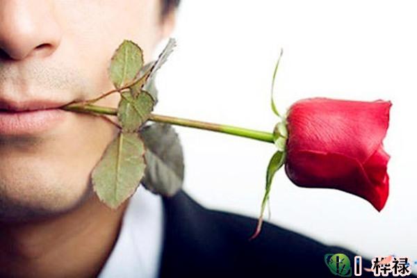 ​用情不专一的八字特点