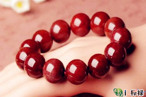 五行缺火适合戴什么饰品