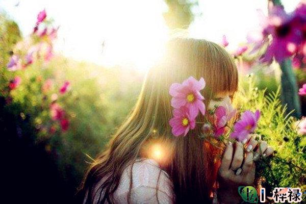 八字犯桃花的特征，​八字神煞桃花怎么查