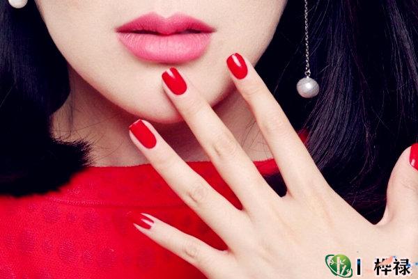 手大的女人命好吗