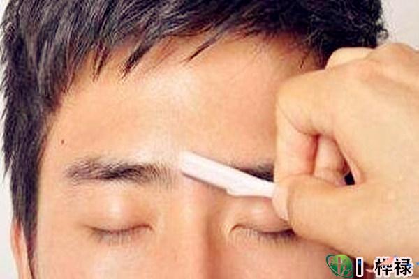 眉毛的浓密看性情