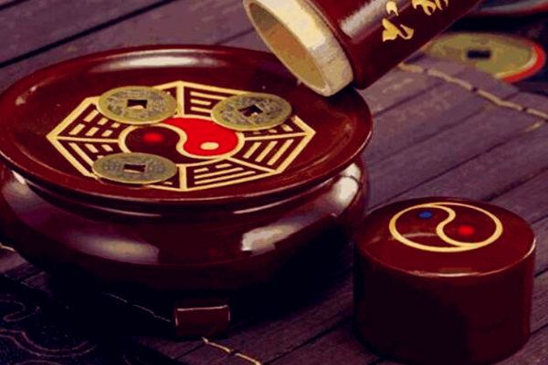 六爻应爻克世爻详解