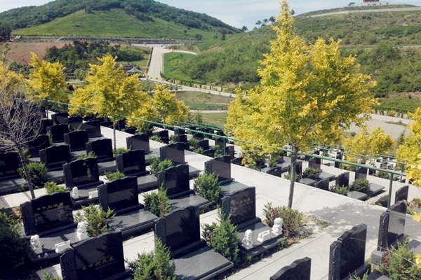 公墓风水的选择