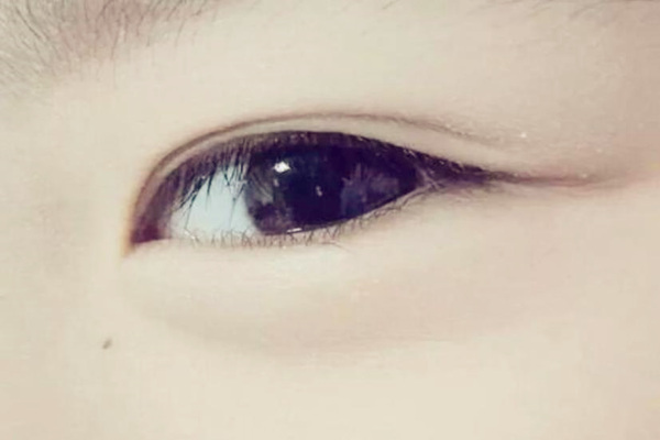 桃花眼带水之人好吗