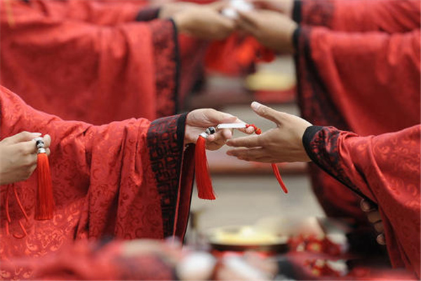 生辰八字测婚姻日期