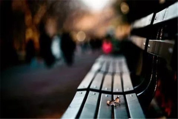 六爻测失物的方法知情人