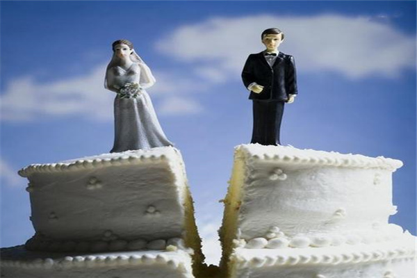 脸上哪里长痣代表婚灾