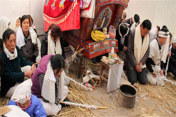 八字论流年断命断语（八字论流年断命断语详解）