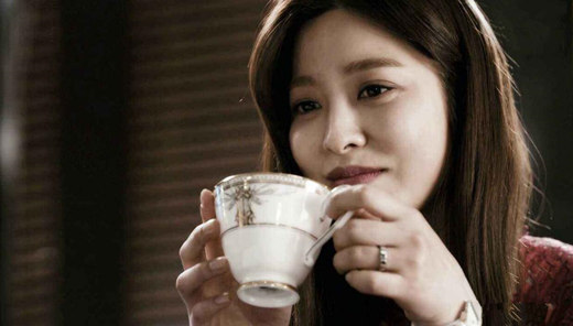 金水伤官女命好不好（女命金水伤官是什么性情）