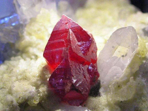 五行金旺无土怎么补