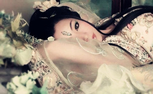 克夫命的八字特征,如何化解