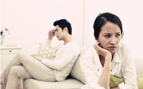 留不住财的八字（留不住财的八字有哪些）