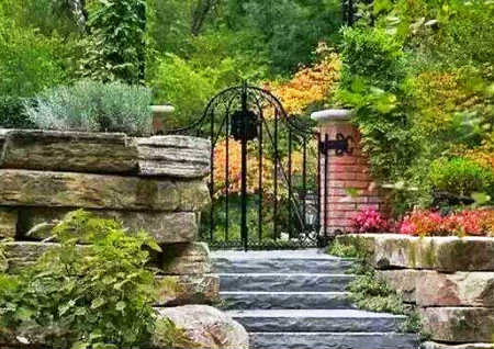 别墅庭院门风水布局