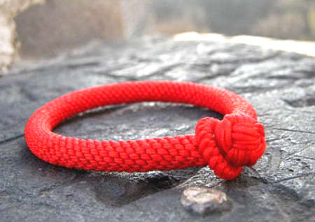 为什么本命年一定要穿红色