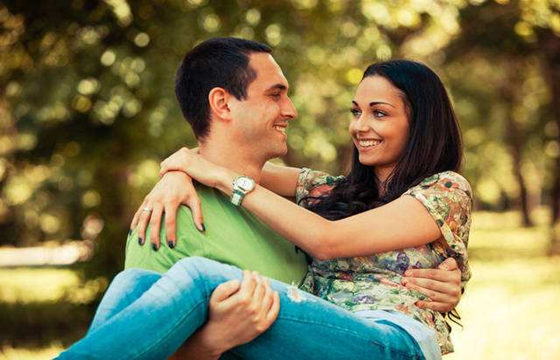 八字看格局还是看衰旺