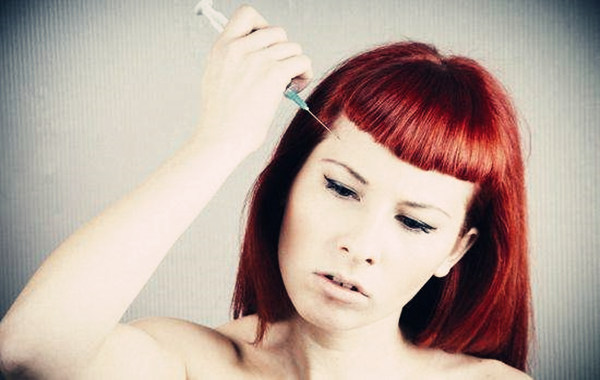 有自虐倾向的八字特征