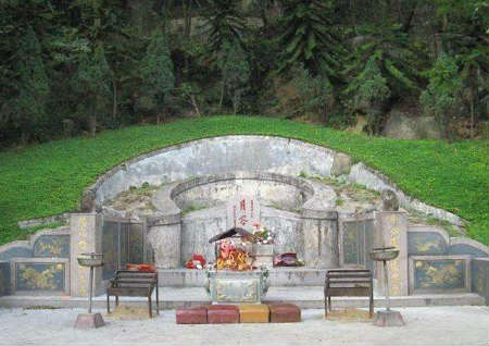 老祖宗阴宅风水入坟断语