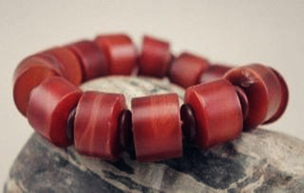 怎样的卧室风水易招小三(卧室放什么容易有小三)