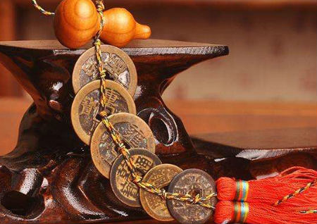 八字看什么人会走偏财（八字看什么人会走偏财运）