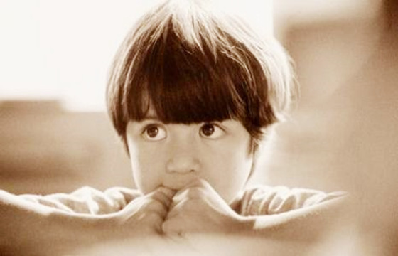 性格害羞腼腆的八字特征