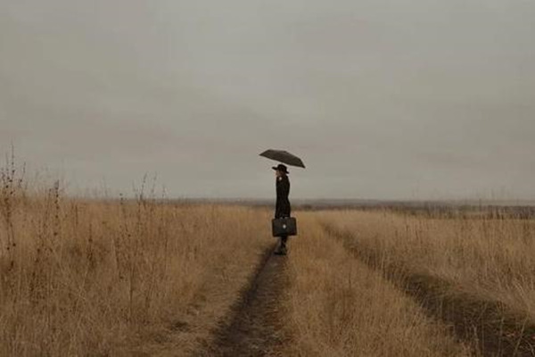 江边的房子有好的风水吗（江边的房子有好的风水吗图片）