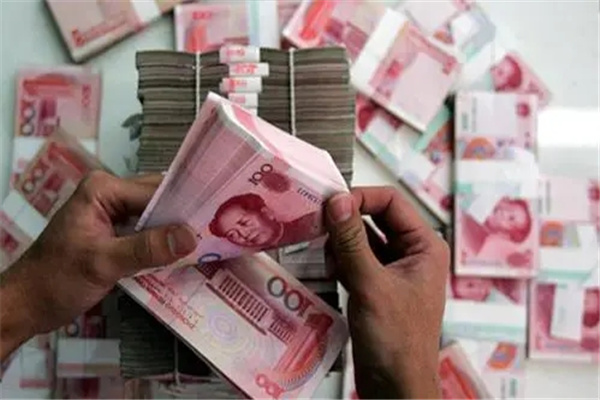 六爻测财运方法