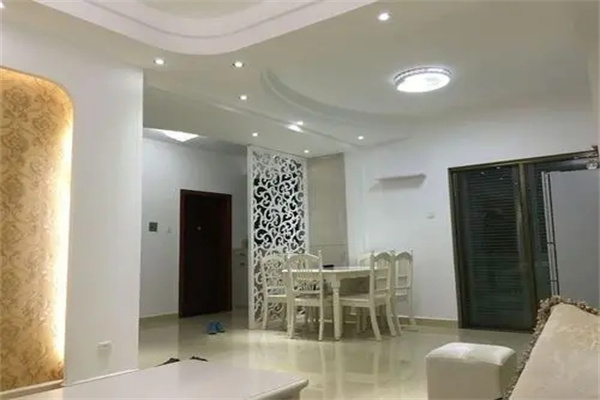 餐桌对大门风水化解