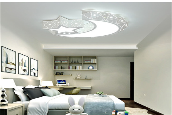 卧室安装圆灯还是方灯好