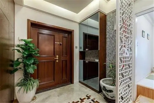 ​住宅玄关风水之三见三不见