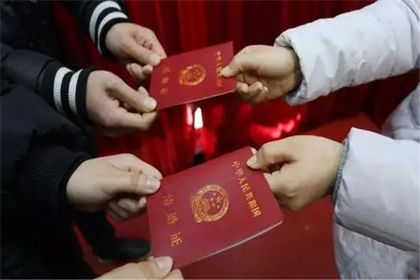 六爻预测婚姻的用神