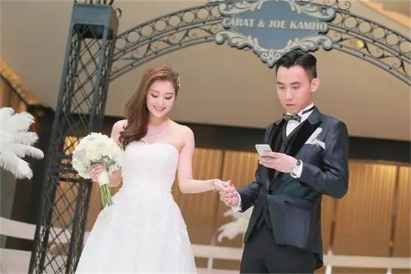 六爻测结婚应期