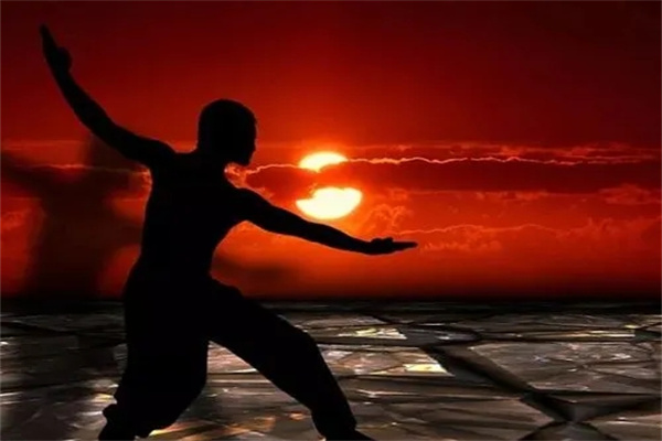 八字带太极贵人和天乙贵人好吗