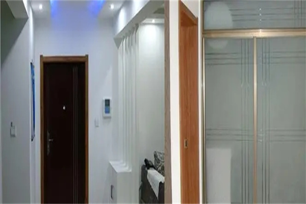 进门见厕所门好吗