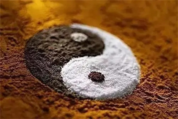 六爻财爻持世详解