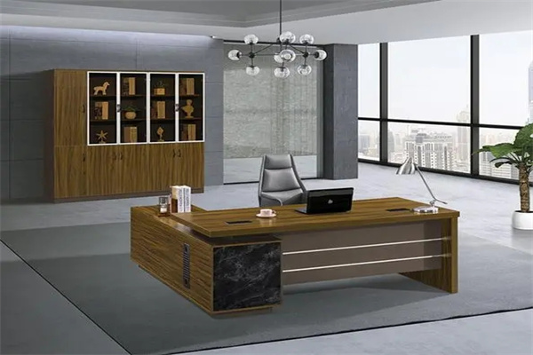 ​公司办公桌需要注意的风水