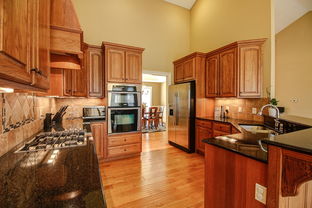 属猪的人办公室风水布局（属猪人办公室风水布局图）