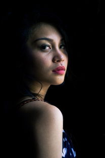 爱钻牛角尖的女子面相（爱钻牛角尖的女子面相怎么样）