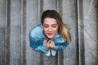 情场坎坷的女子面相(情场坎坷的女子面相图片)