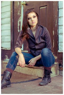 有魅力异性缘好的八字（有魅力异性缘好的女人八字）