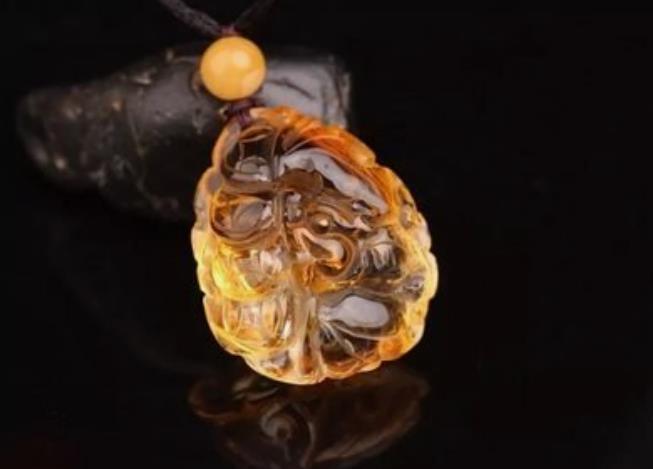 五行水命人戴什么招财旺运