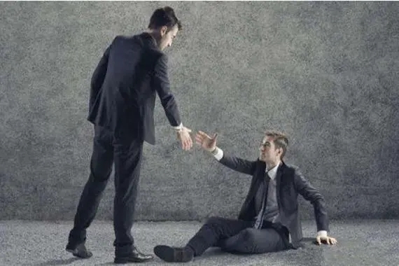 事业容易遭受挫折的八字格局