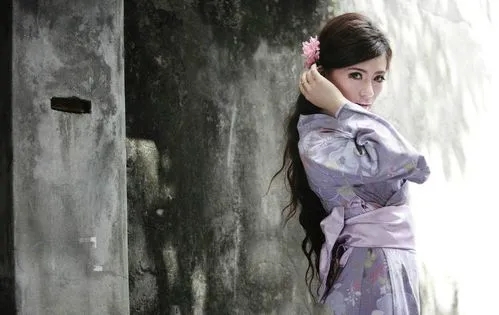 八字纯阴女命运特征