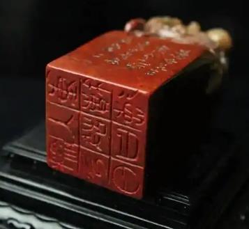 满盘枭印的八字特征