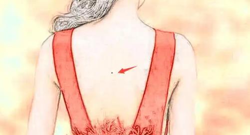 常常破财的女命八字分析