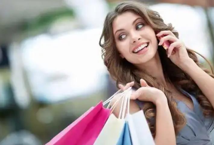 擅长赚钱的女人八字特征