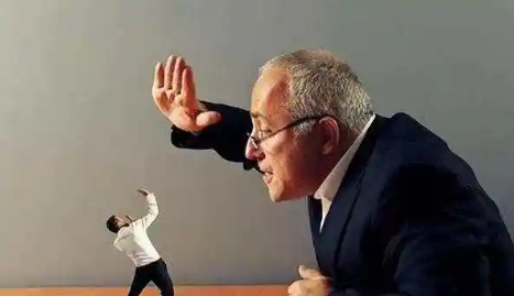 八字五行断自私性格