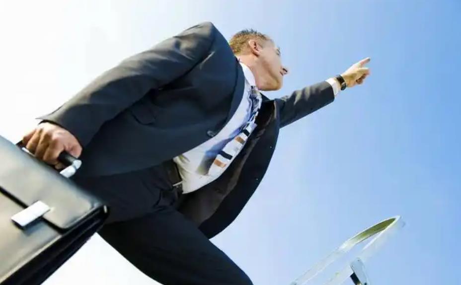 如何通过八字看事业上的贵人