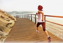 八字食伤见偏印好吗