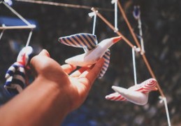 算命中的贵人（算命中的贵人是不是自己丈夫）